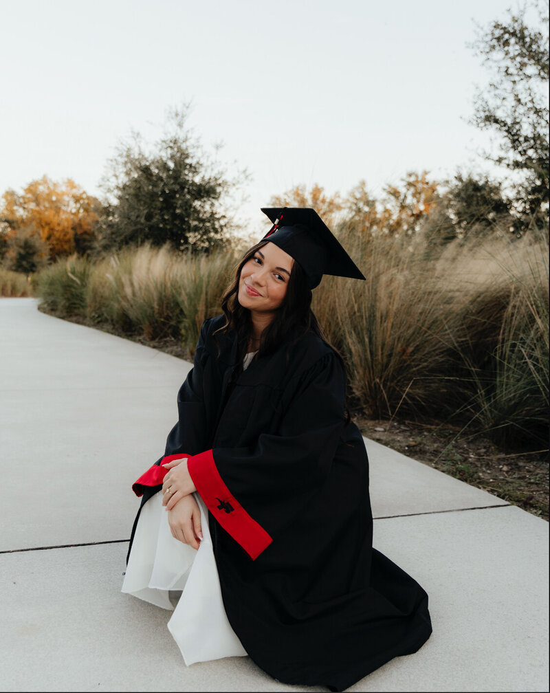 graduation pictures in lakeland, fl solo pictures senior pictures