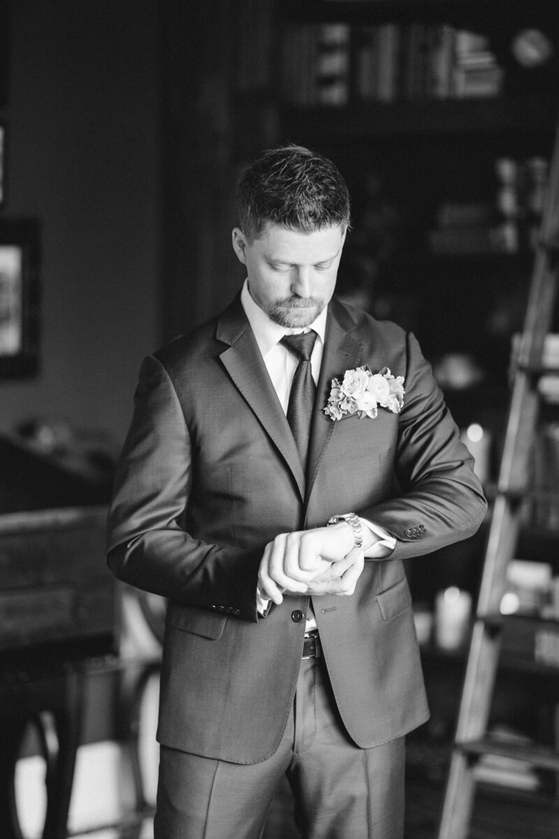 Manor-House-Wedding-Photographer-14