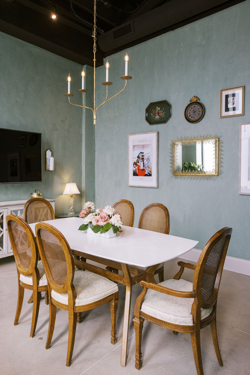 intimate Green Room venue amenity, immediately zen feeling and place to hide bride before ceremony