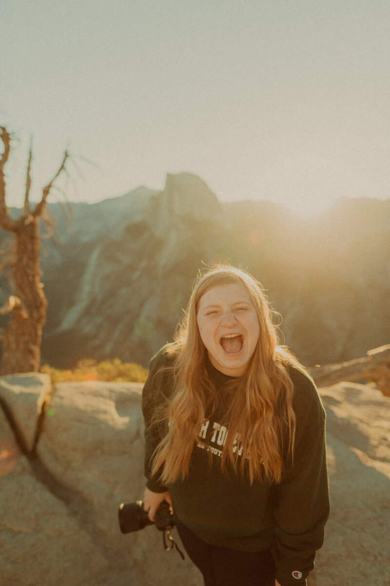 Emily from Em Photo at Yosemite National Park for a sunrise Elopement