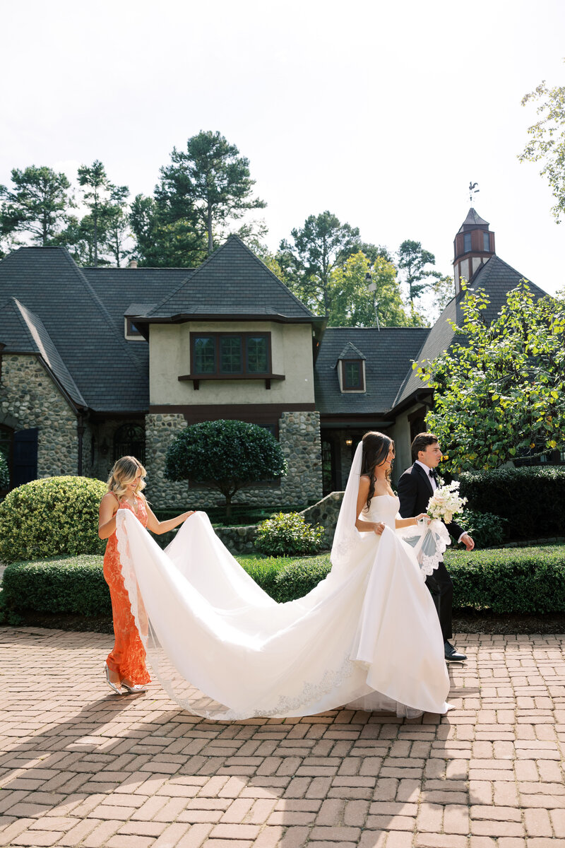 Sam  Colins Wedding_Bohlen Farms  Angus Barn NC Wedding Venue_Raleigh  Chapell Hill Wedding Photographers_0017
