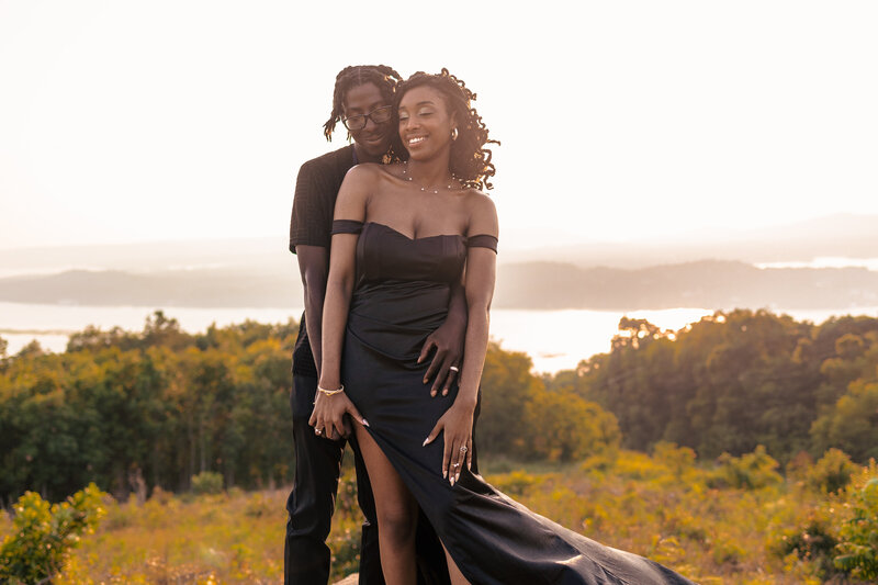 Elegant photos of a couple in AT
