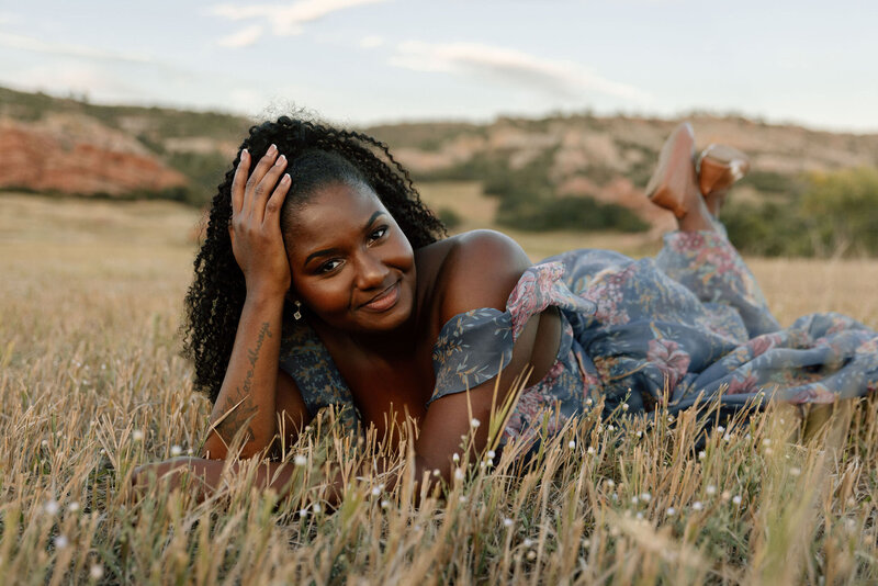 Bridgerton style photoshoot in Colorado Mountains