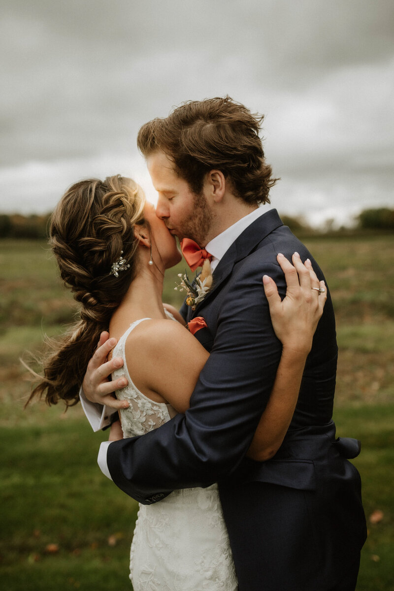Etre farms Michigan wedding venue saint joseph st luxury barn all inclusive photography photographer -39
