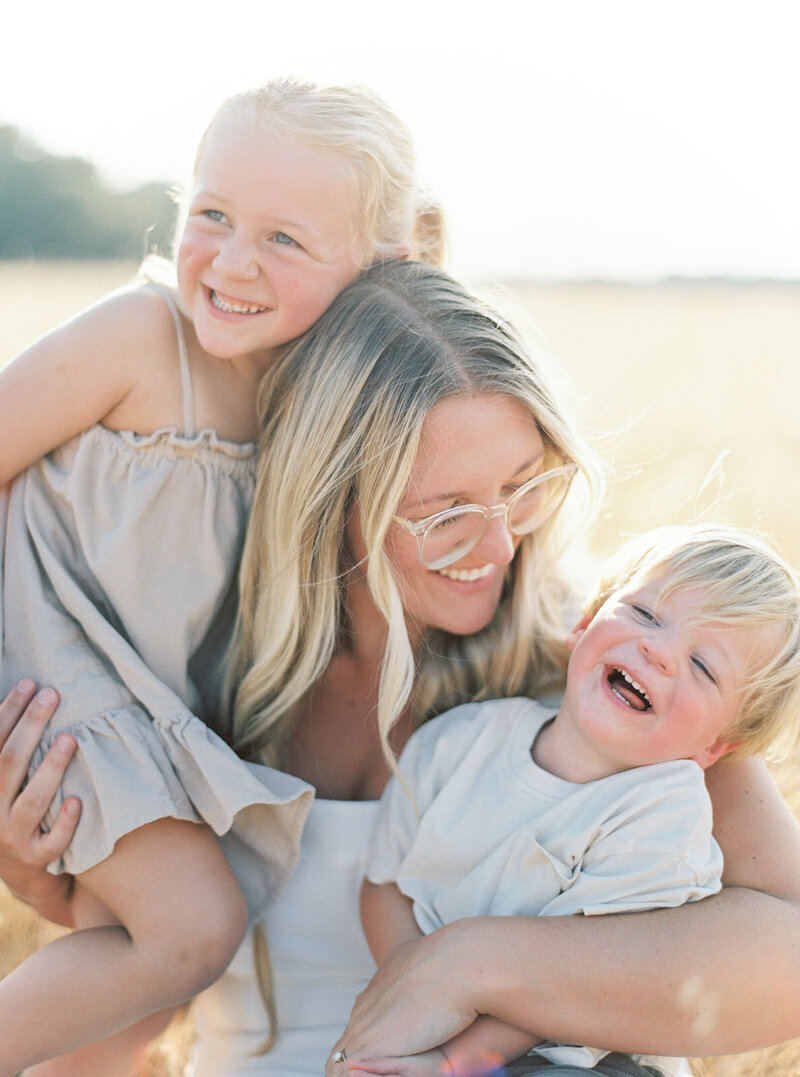 Austin-film-family-photographer-RuétPhoto-TheCrakes-Summer23-featherandtwine-93_websize