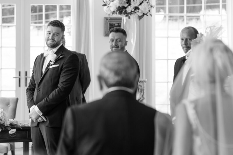 One-moment-two-photos-1008