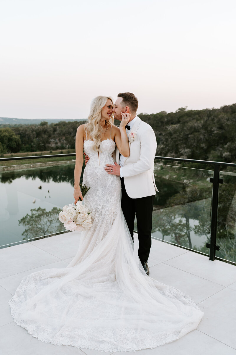 Austin Wedding Photographer Luxury Wedding Couples