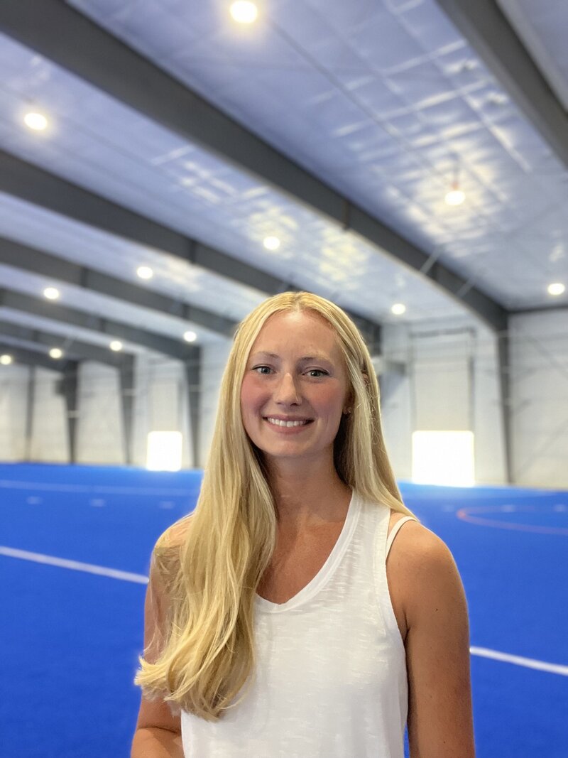 Headshot of Morgan, certified sports nutritionist based in Hershey PA helping athletes fuel performance