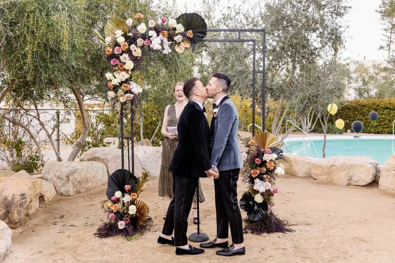 Palm Springs lgbtqia+ wedding photographer-119