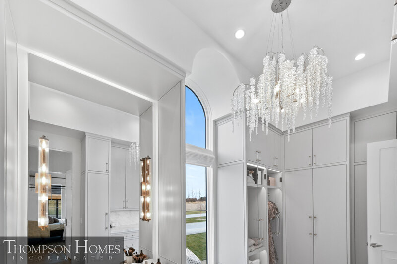 Thompson-Homes-Chateau-Moderne-Meridian-Custom-Home-Builder-86