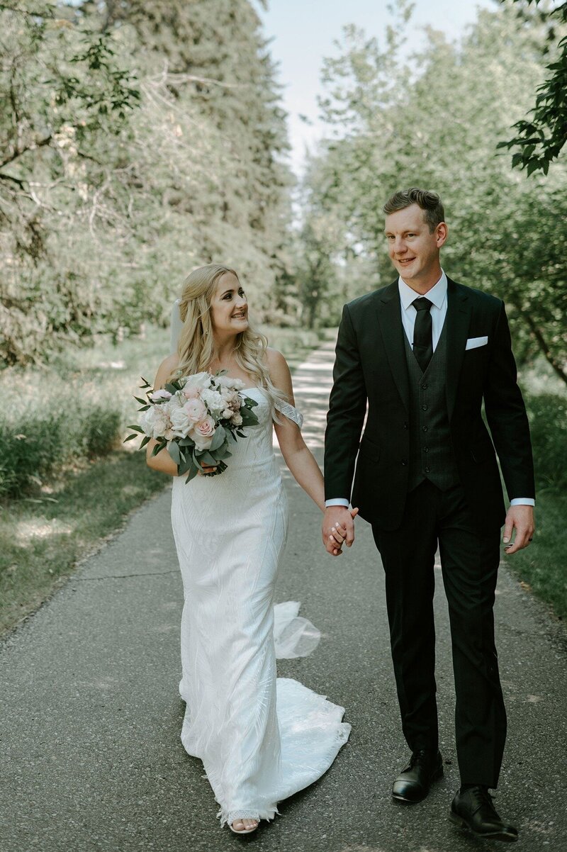 lake-house-wedding-calgary-10