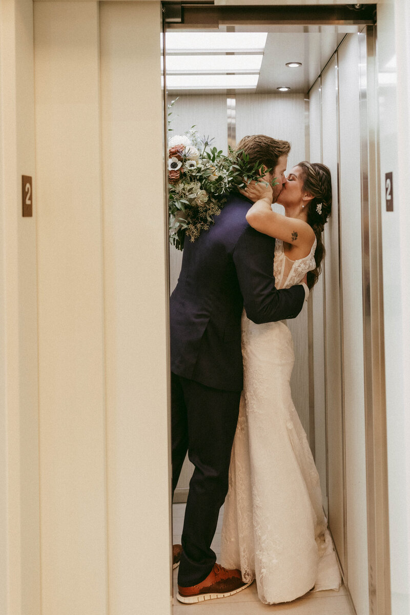Etre farms Michigan wedding venue saint joseph st luxury barn all inclusive photography photographer -58
