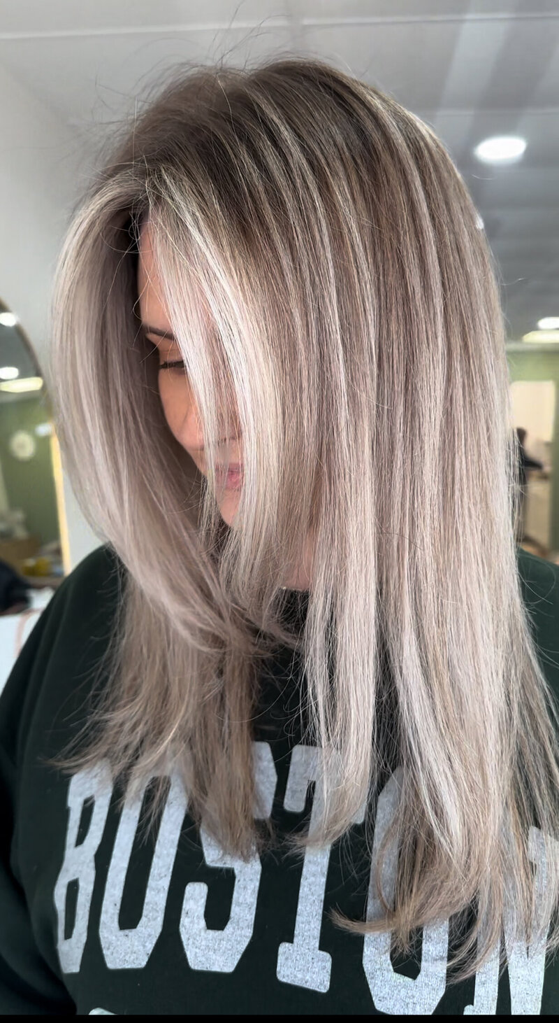 Partial foil/balayage salon service by Nicolette Vezga