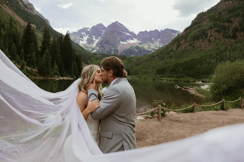 Maroon-Bells-Wedding-Photos-Mount-Crested-Butte-Photography3
