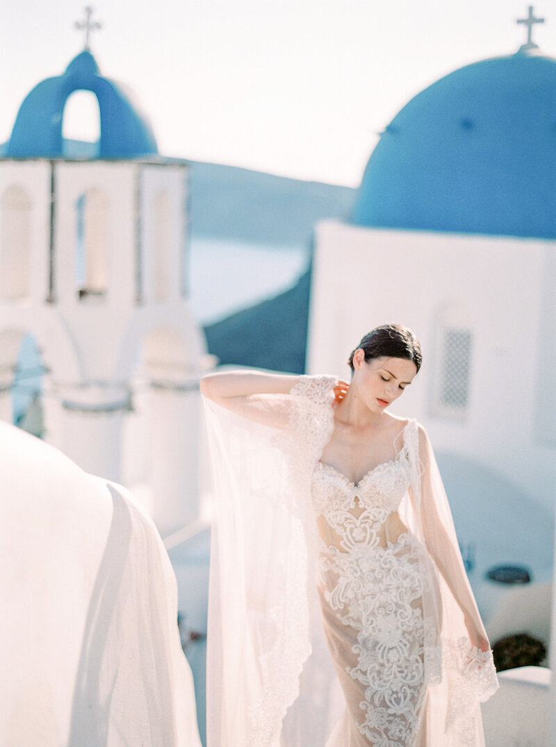 Oia-Santorini-wedding-Stephanie-Brauer-Photography