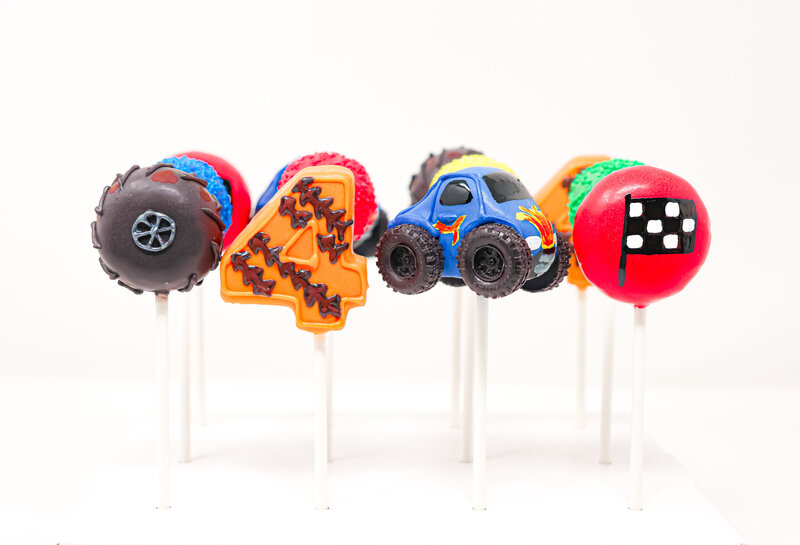 bakery - cakes - cake pops -north dakota -295