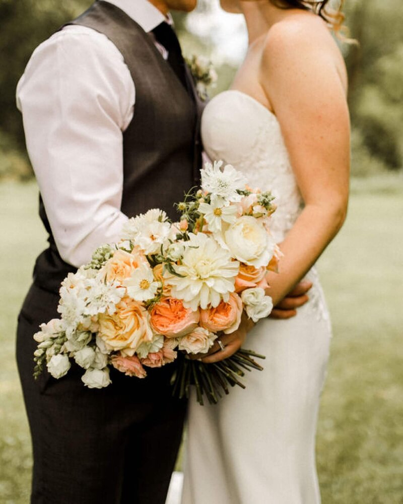 gooseberry-floral-bride-groom-wedding-bouquet-closeup-ontario