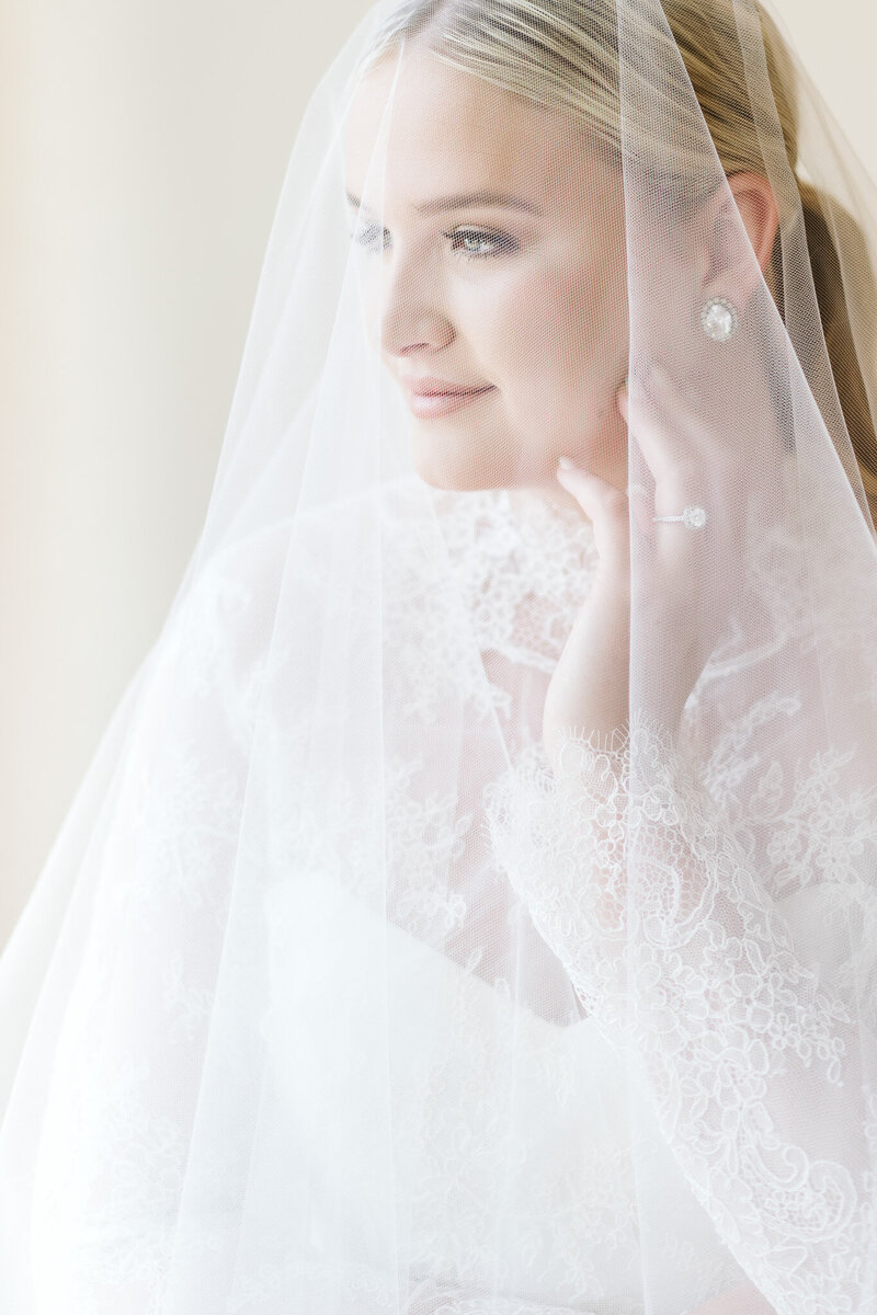 bridal portrait taken at Lady in Lace in Tuscaloosa, Alabama