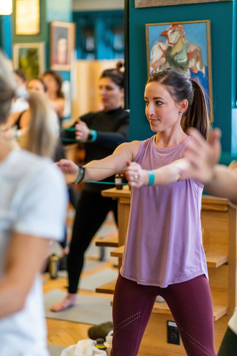 Nutritious_Life_Masterclass_2019_working_out_with_bands[1]