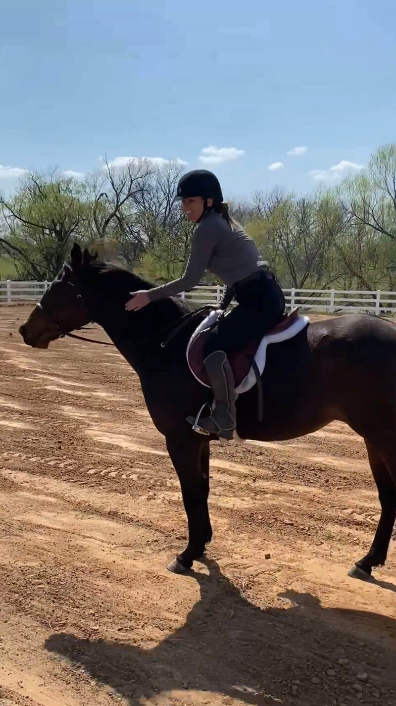 Hunter jumper horse riding lessons in North Texas