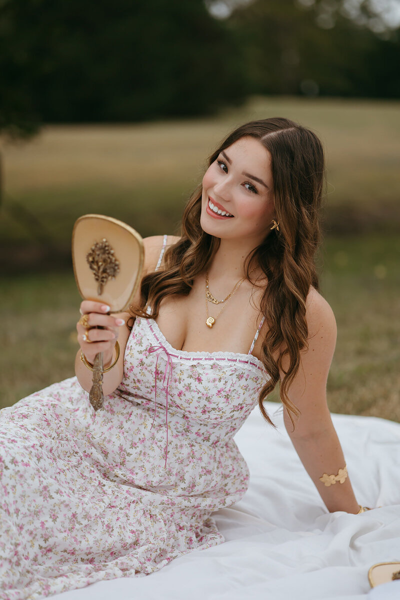 Senior Photos in Riverside in Wichita Kansas Ashley Cole Photo