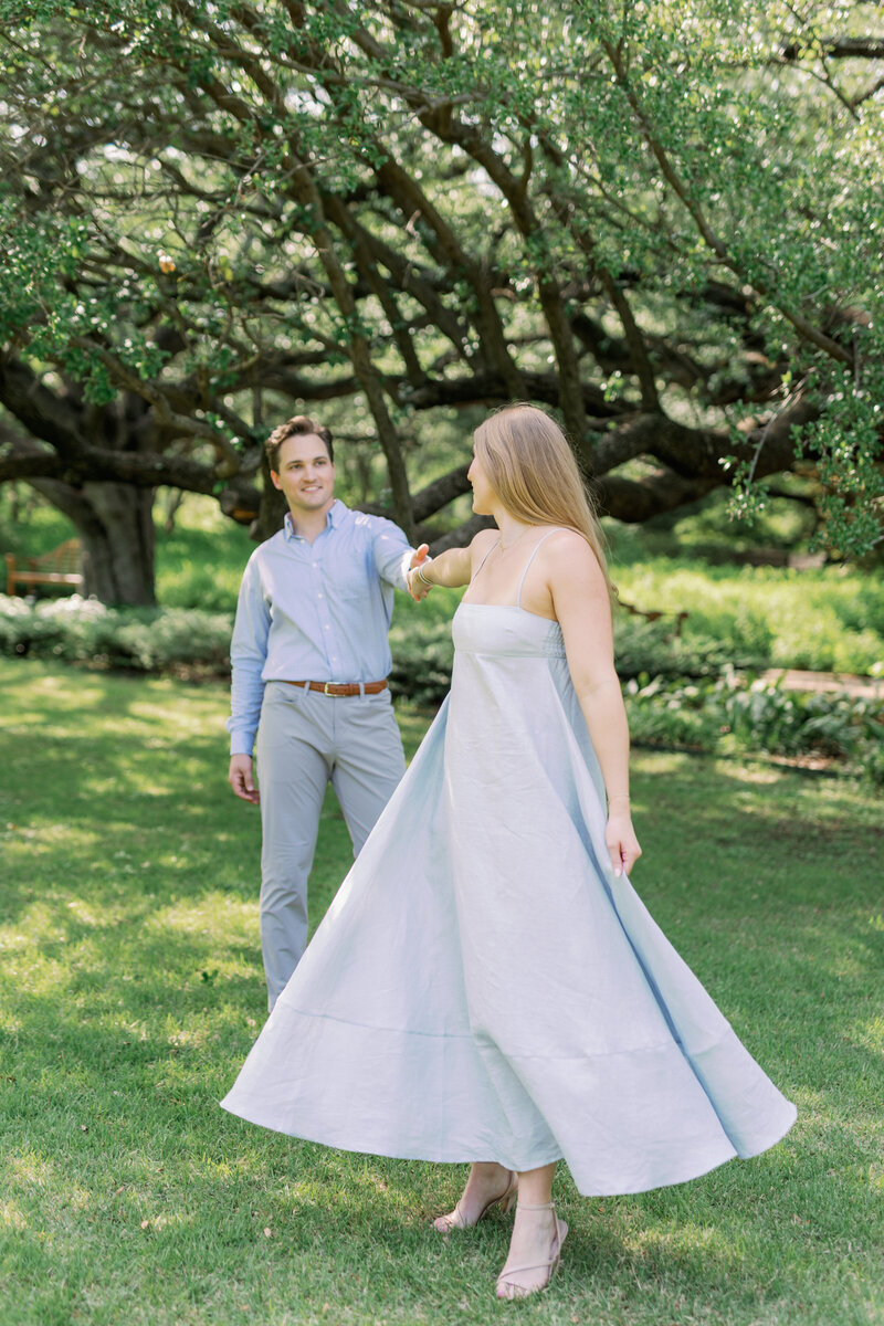Fort-Worth-Botanic-Gardens-Engagement-Session-Chirstian-Wedding-Photographer-Kortney-Boyett22