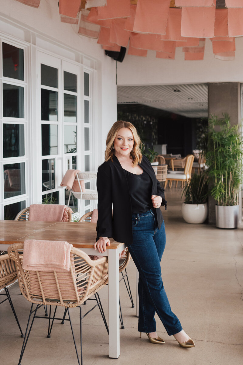 leadership, keynote speaker, leadership keynote,
executive leadership training, change management process, change agility, somatic leadership, embodied leadership, female keynote speaker