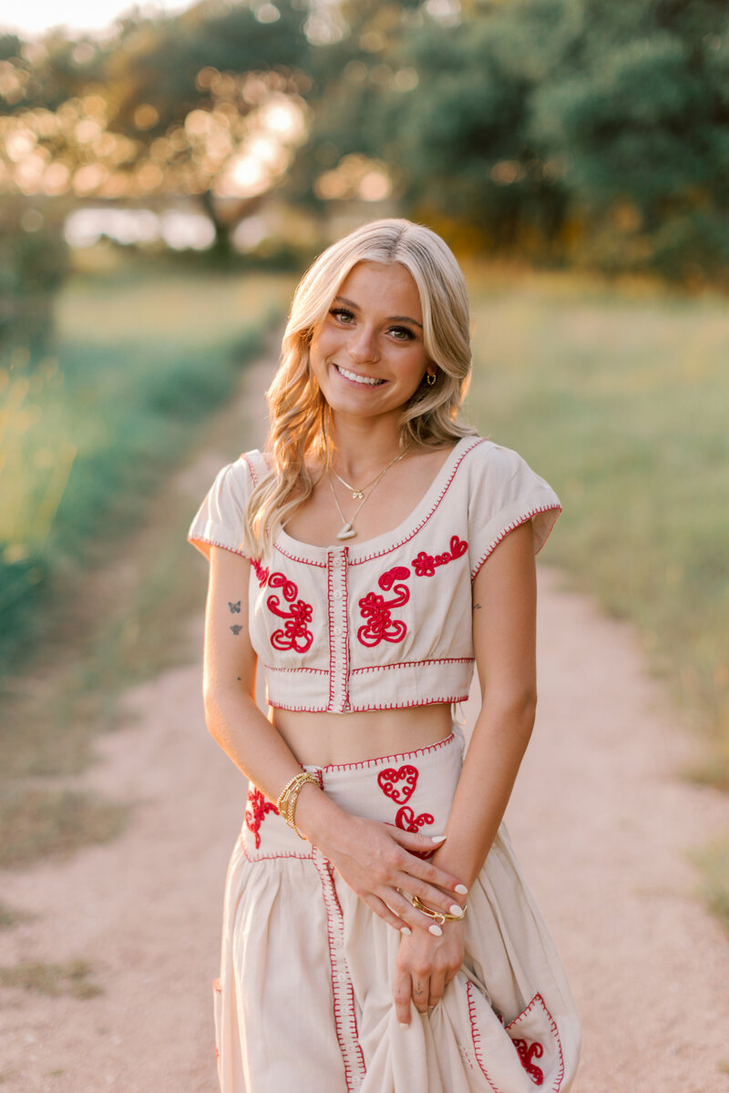 TORI PHILLIPS-53