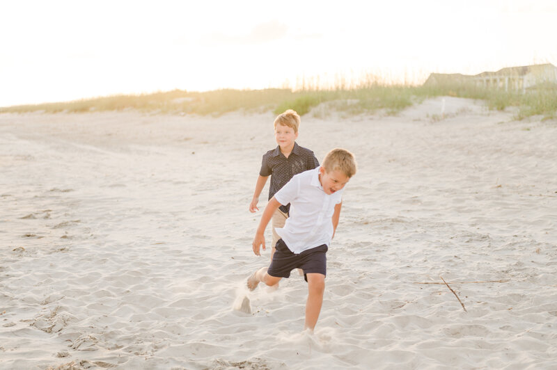 downtown-wilmington-nc-engagement-photos-43