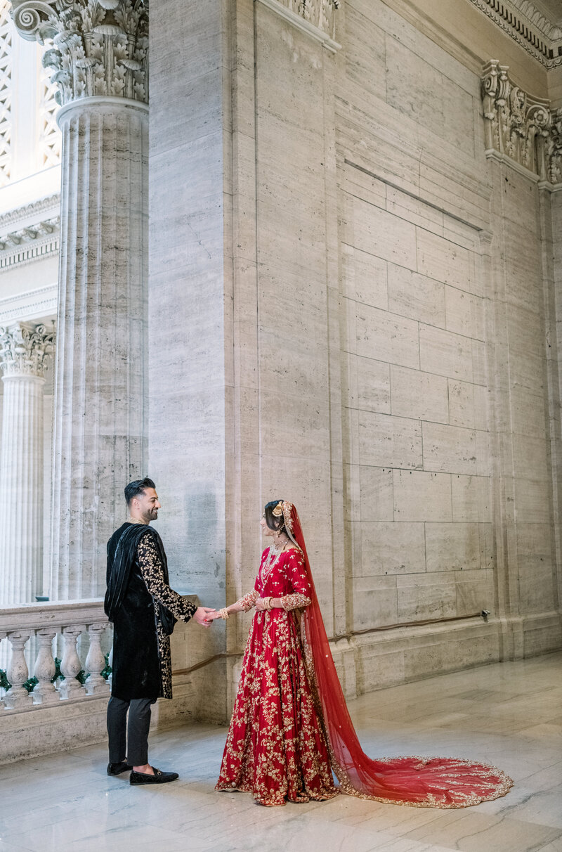 Chicago Wedding Photo at Wrigley Building