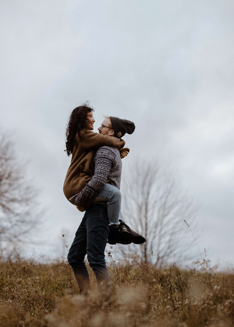 joanna-nix-walkup-bkuWGExJoVc-unsplash