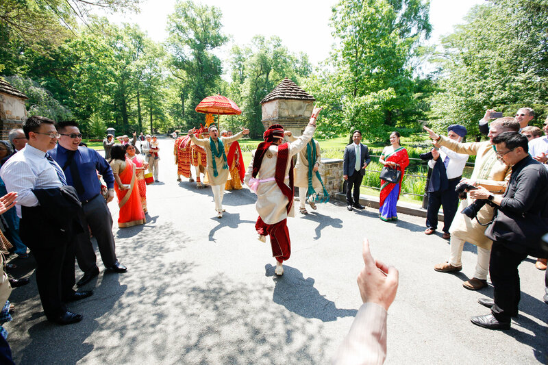 indian-hindu-pleasantdale-chateau-weddings-photography-by-images-by-berit-2170