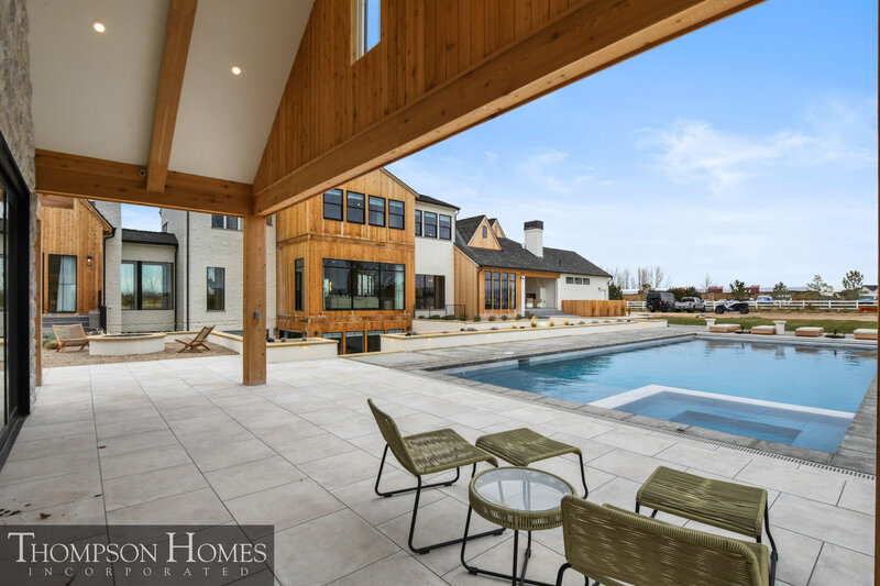 Thompson-Homes-Chateau-Moderne-Meridian-Custom-Home-Builder-32