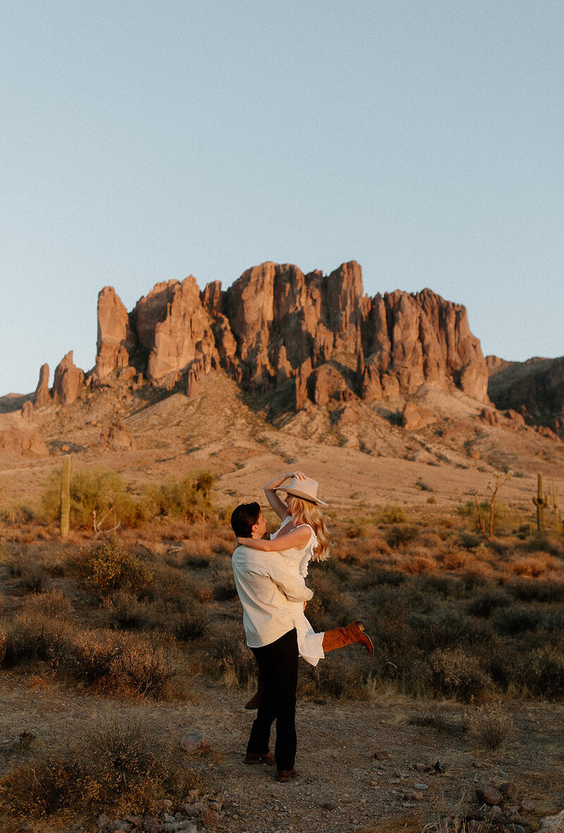 jami-oliver-engagement-session-taylorraephotofilm-211_websize