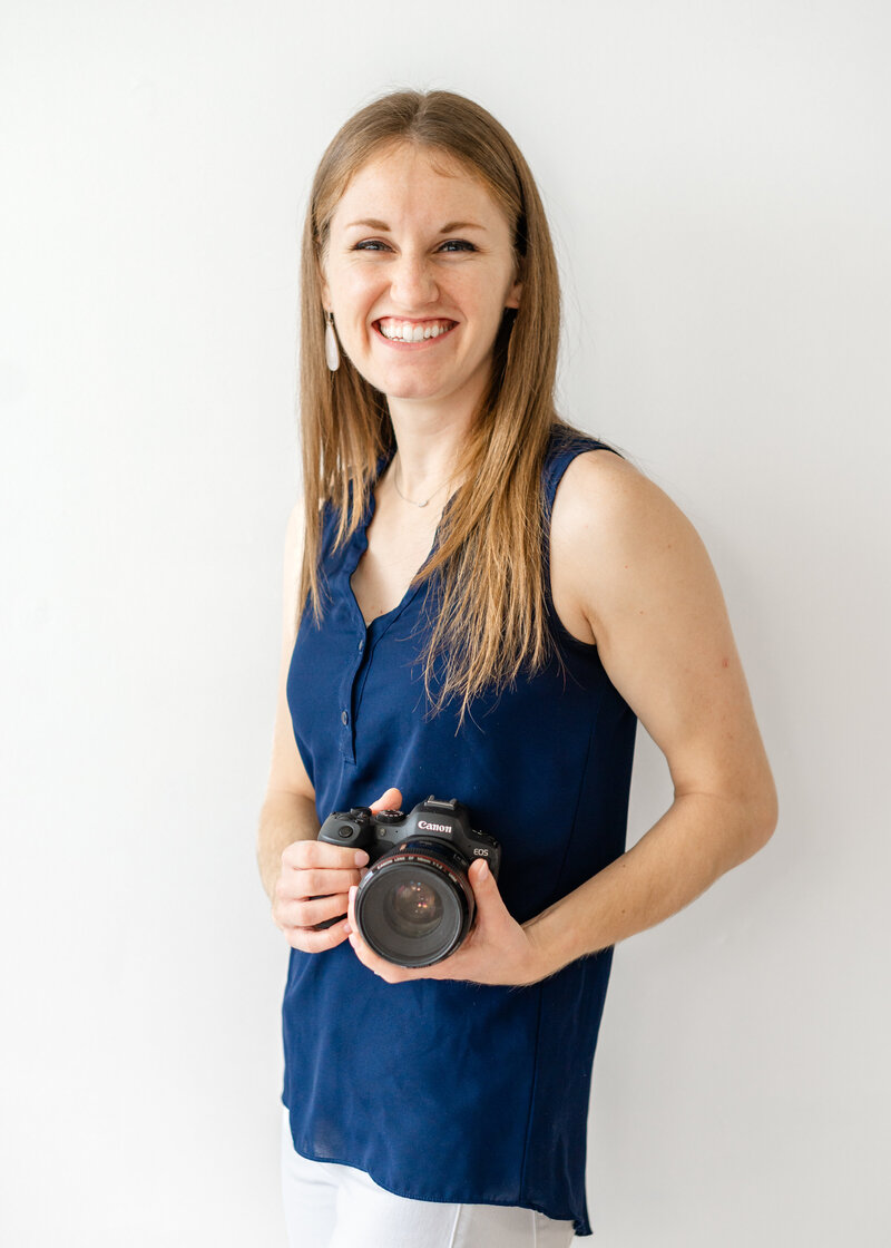 Headshot of Liz smiling at the camera
