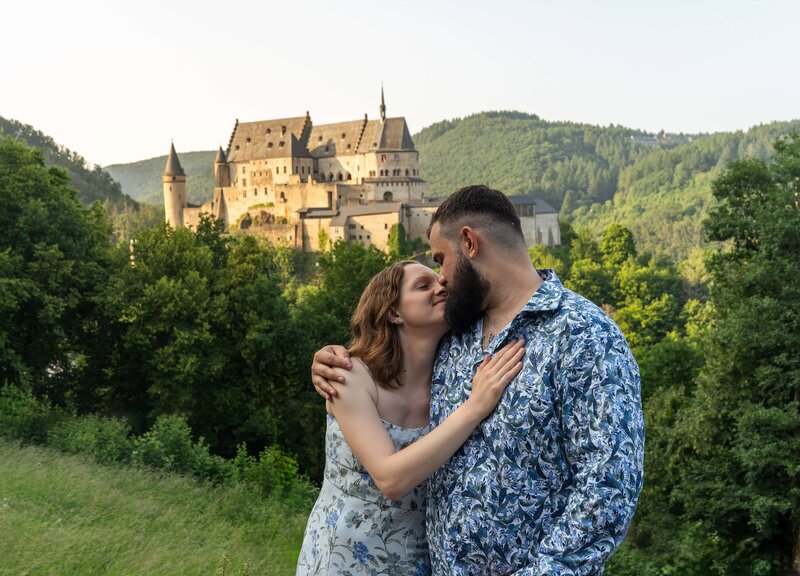 Couples Portraits in front of the Vianden Castle in Luxembourg at sunset