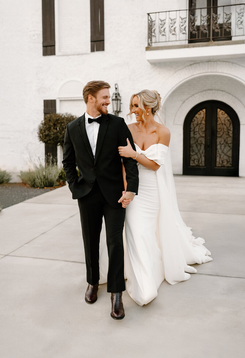 nashville photographer, warm couples photos, modern couples session