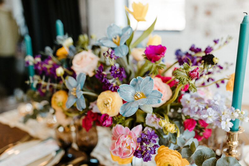 wedding table bouquet for california micro wedding