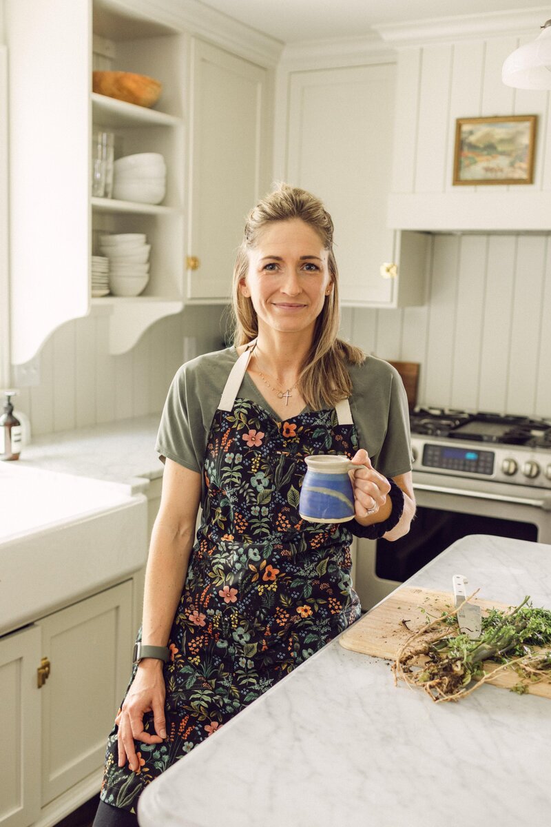 Meet Ashlee from Everything's Albright who teaches healthy living, wellness, and nutrition.