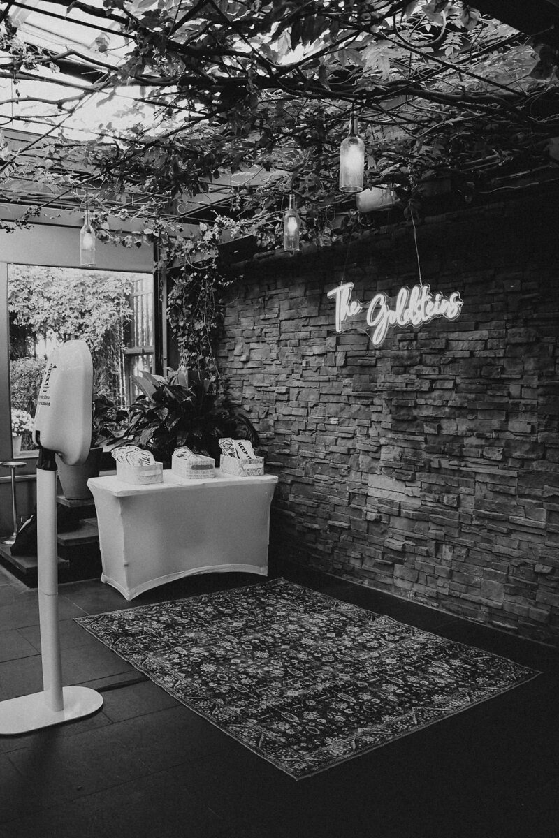 ct-photo-booth-wedding-greenwich-jhouse