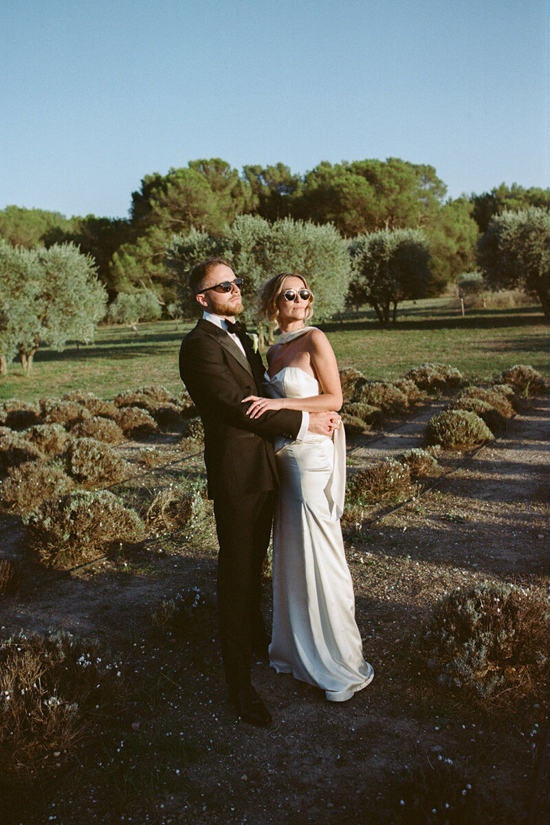 London couple photographed in editorial, Vogue-inspired wedding style