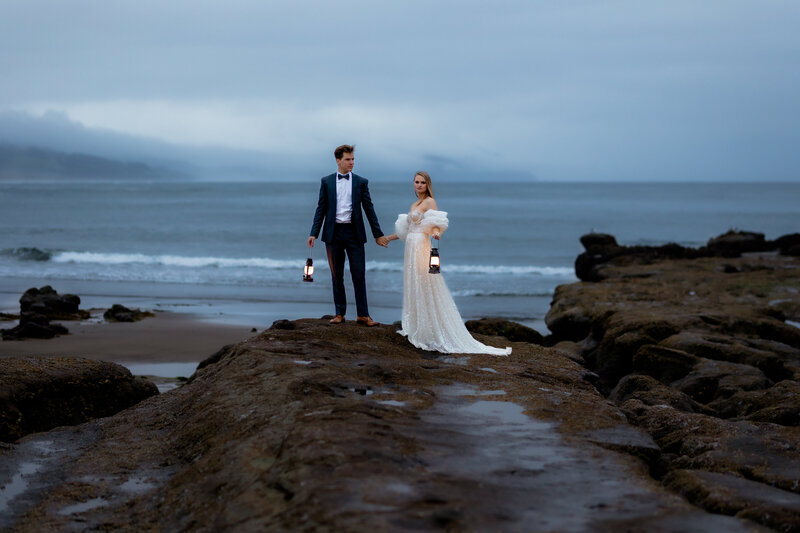 man and woman eloping at Oregon coast