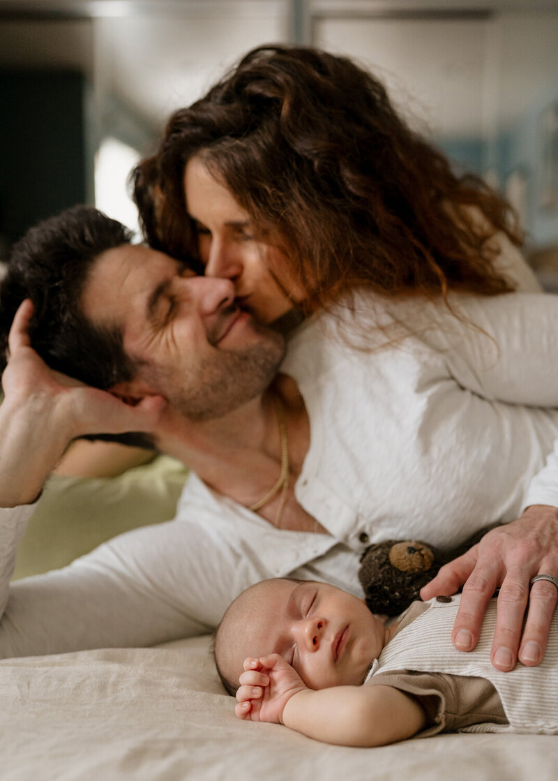 flock-family-newborn-240407-76