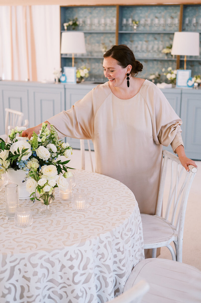 savannah-brayden-emily-sanders-taylor-wedding-planner-portrait-bar-15