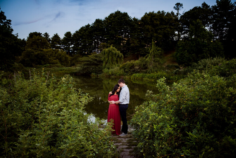 Boston-Family-Photographer-Bella-Wang-Photography-Arnold-arboretum-maternity-photography-session-2