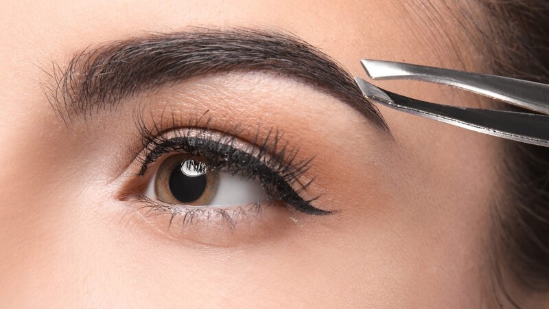 Professional+eyebrow+shaping+in+Naples,+FL