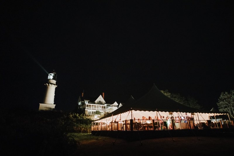 cape-elizabeth-portland-maine-backyard-lighthouse-wedding-148