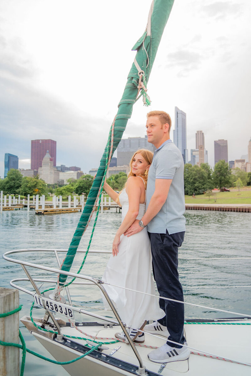 chicago-sailboat-engagement-session (48)