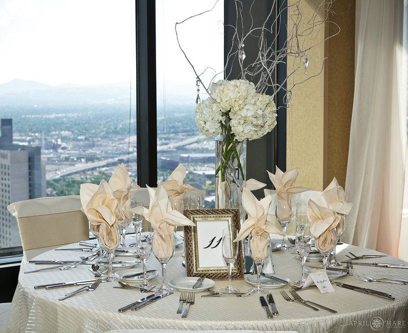 Top-Floor-Hotel-Ballroom-Reception-Wedding-Venue-Grand-Hyatt-Pinnacle-Club