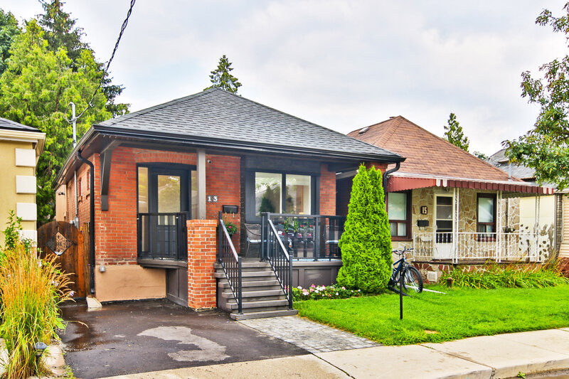 000_Exterior Front